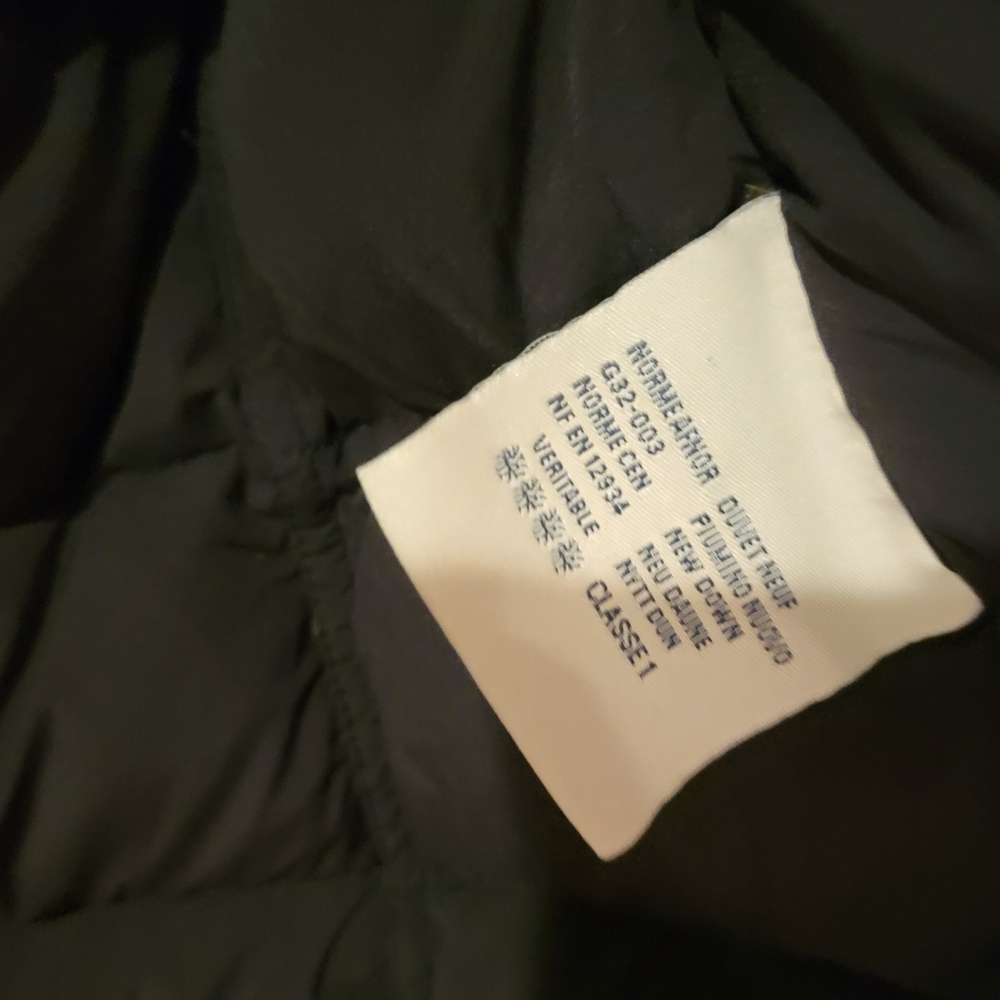 Moncler Women's size 3 black puffer with hearts winter jacket with hood down - Picture 8 of 16